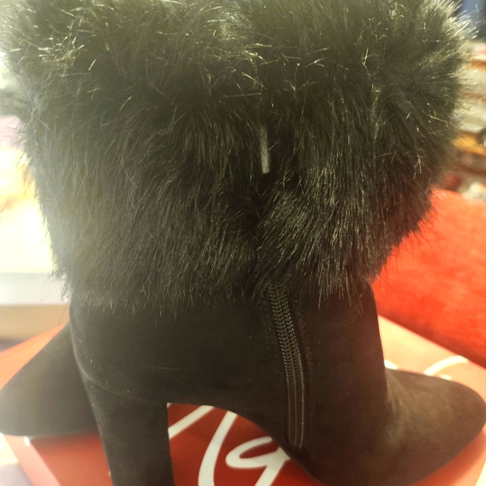 Women's Black Fur-Trimmed Ankle Boots